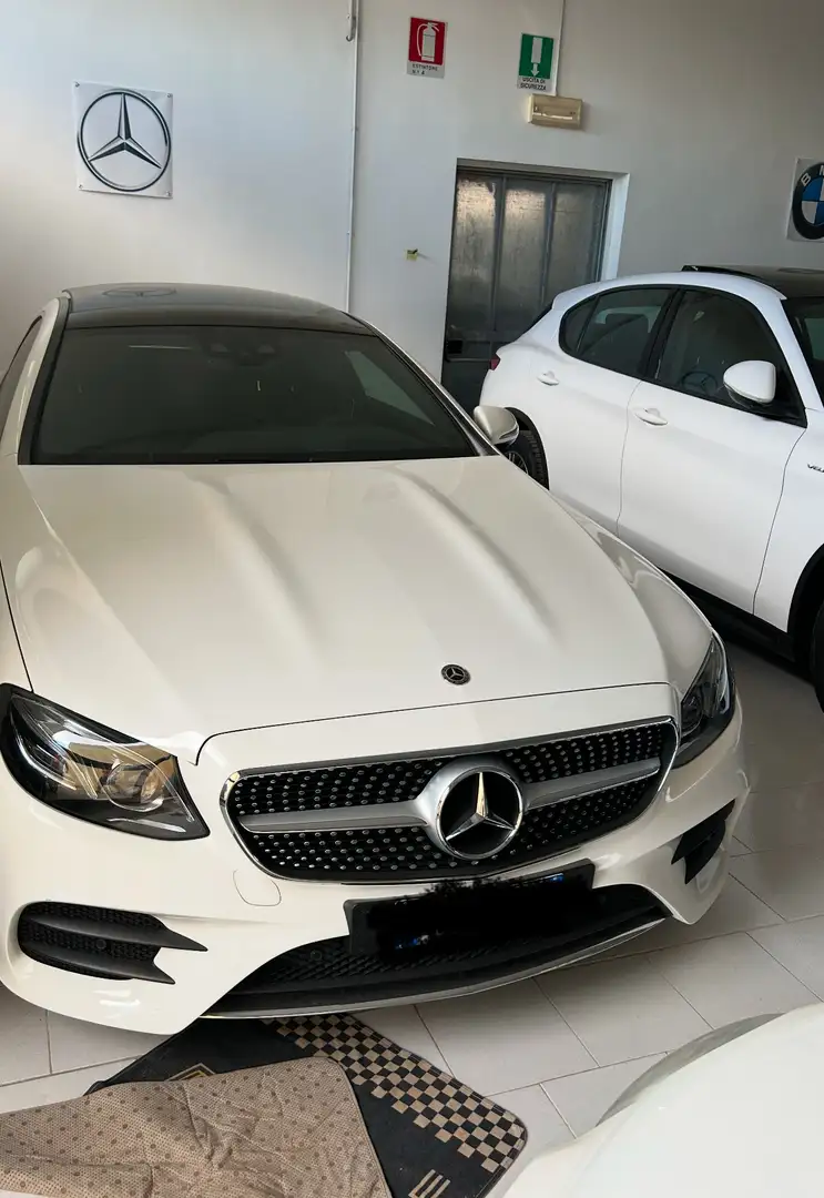 Mercedes-Benz CE 220 Premium - 1