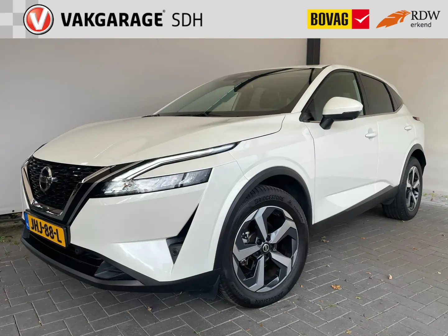Nissan Qashqai 1.3 MHEV Xtronic Business Premium|Automaat|Parelmo Blanc - 1