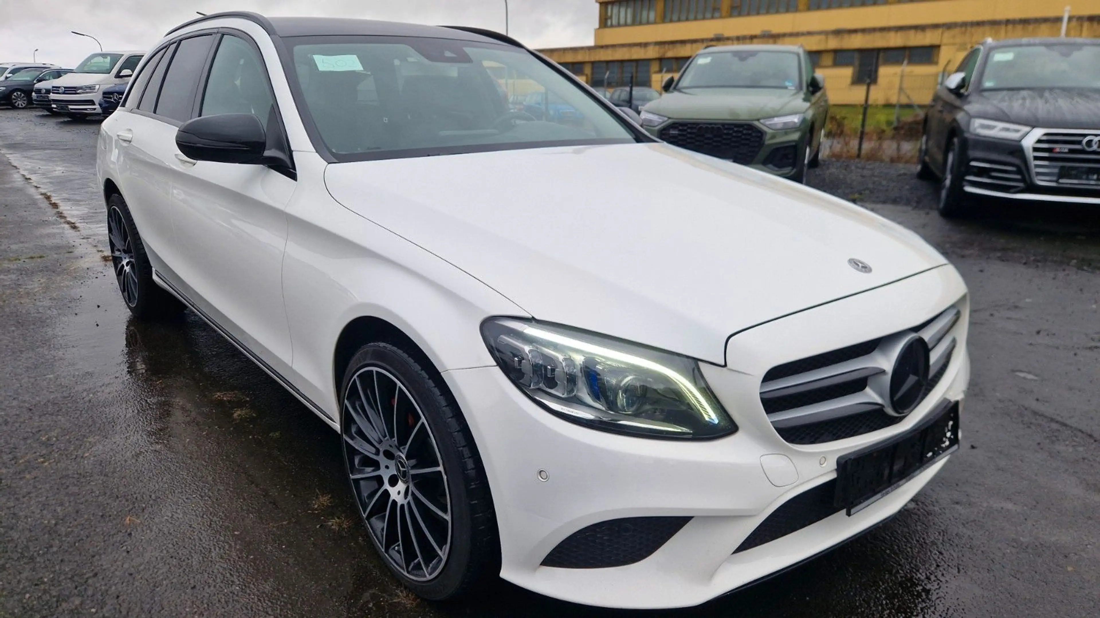Mercedes-Benz C 300 T d 4Matic Avantgarde Kamera Multibeam ACC