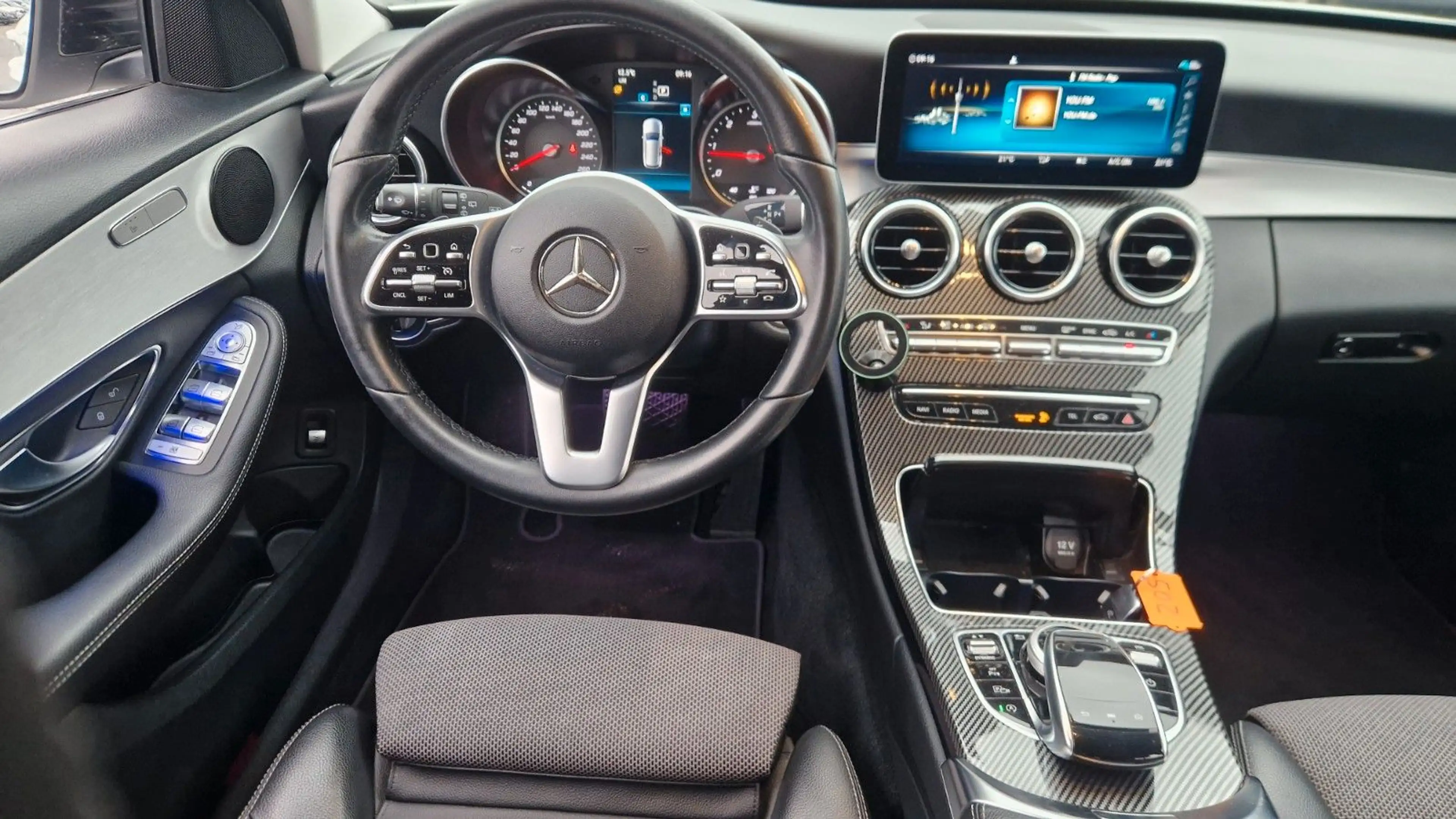 Mercedes-Benz C 300 T d 4Matic Avantgarde Kamera Multibeam ACC — photo 11