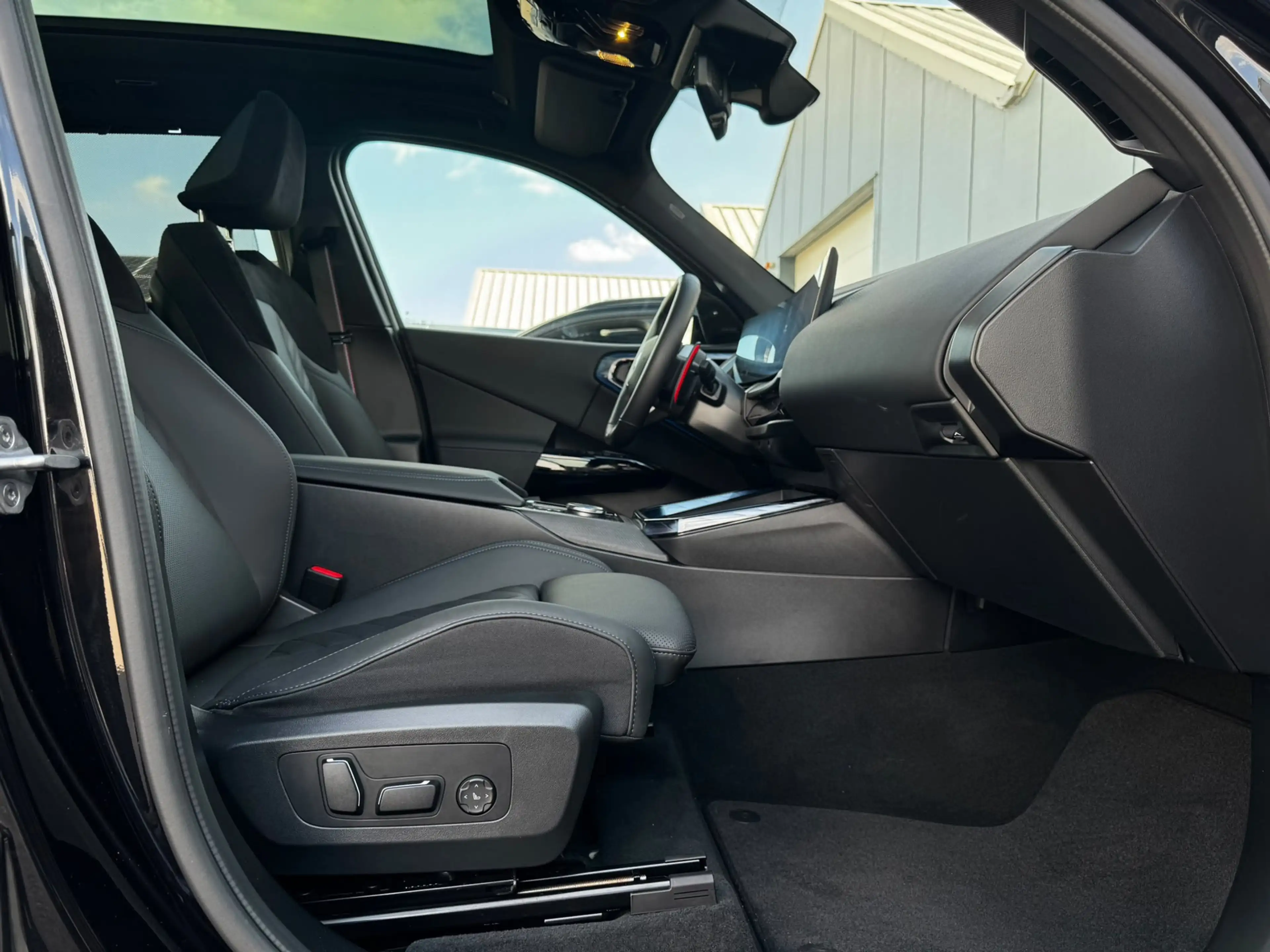 BMW X3 M50 Pano l 360 Camera l Head-Up l Memory l Bom Vol — photo 10