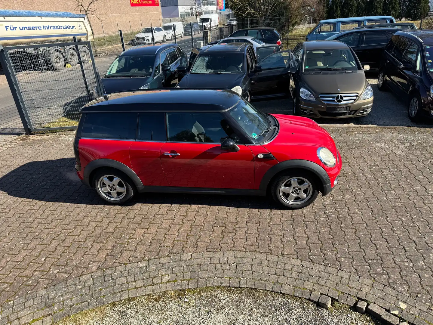 MINI Cooper Clubman Cooper Rot - 1