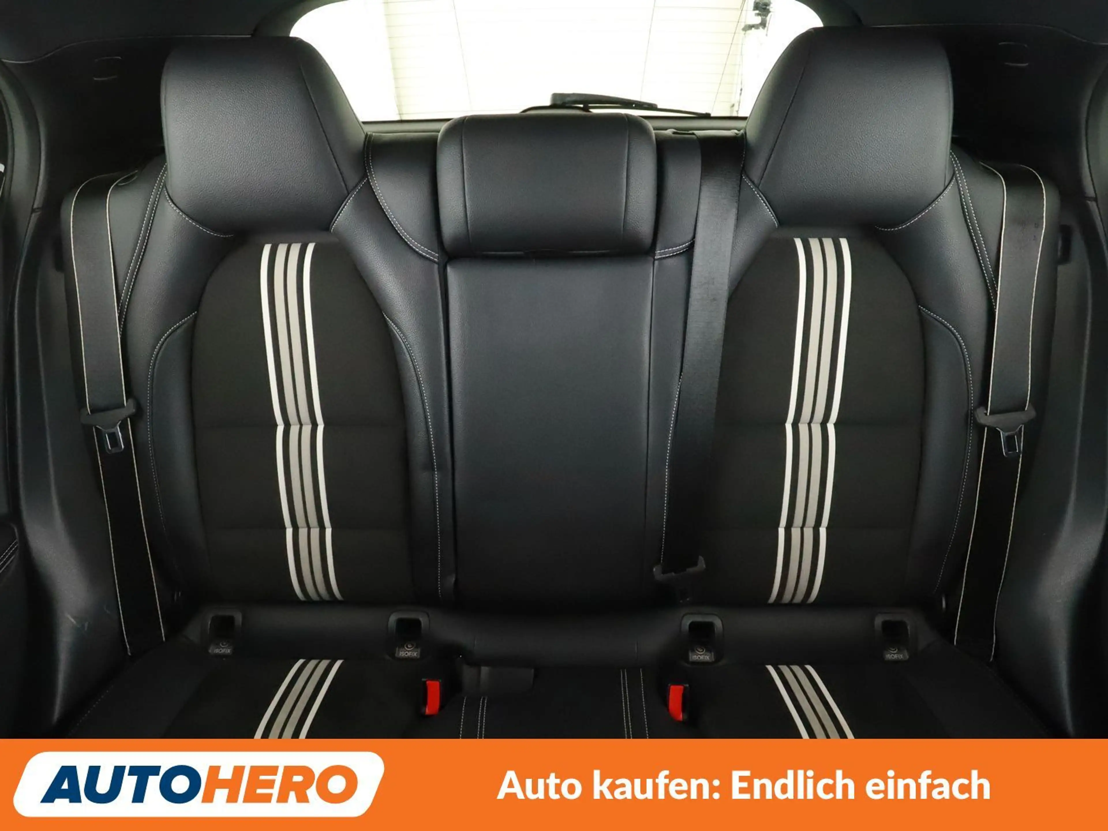 Mercedes-Benz GLA 180 GLA 180 d AMG Line Aut.*NAVI*LED*PDC* — photo 15