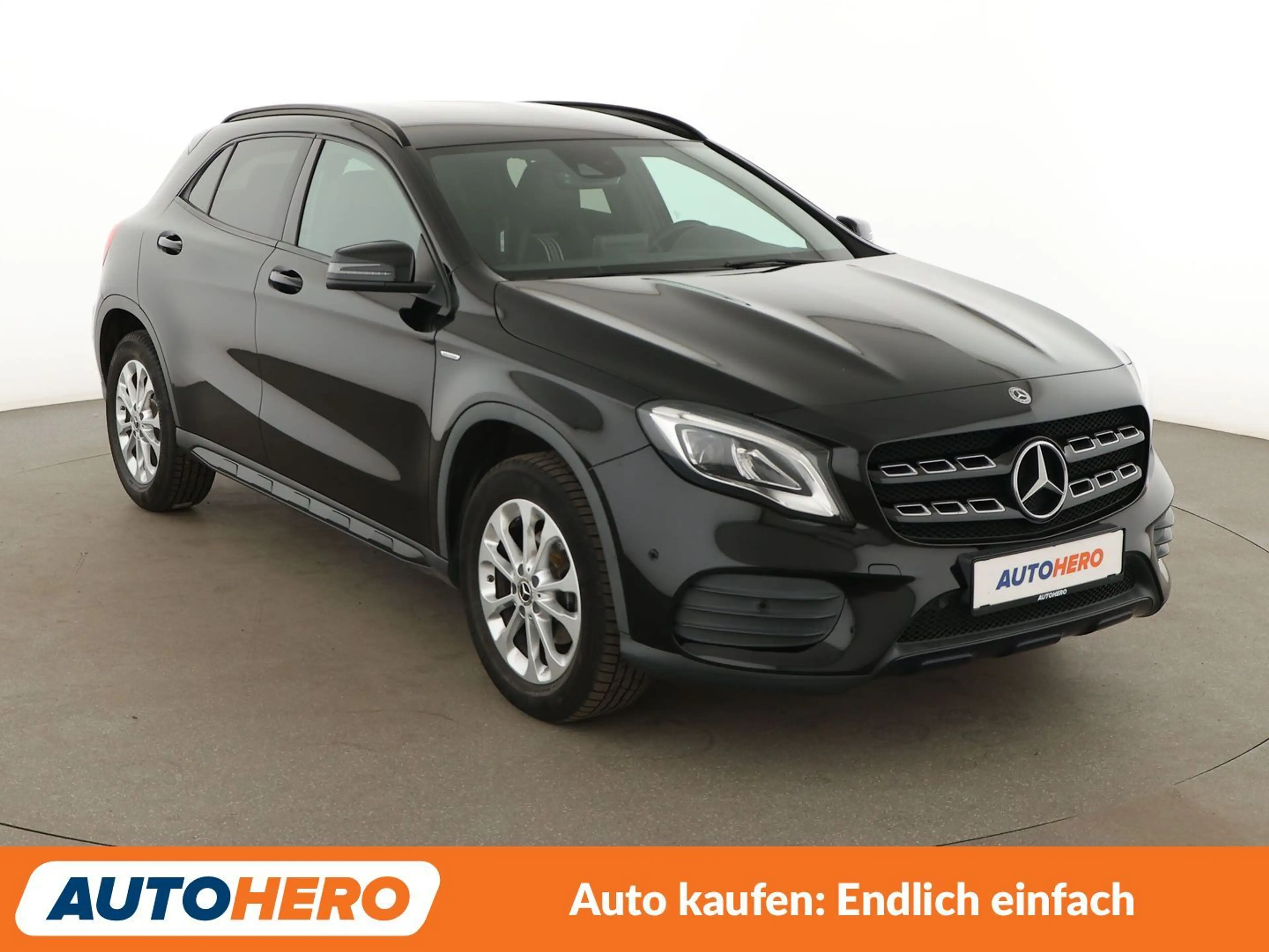 Mercedes-Benz GLA 180 GLA 180 d AMG Line Aut.*NAVI*LED*PDC* — photo 8