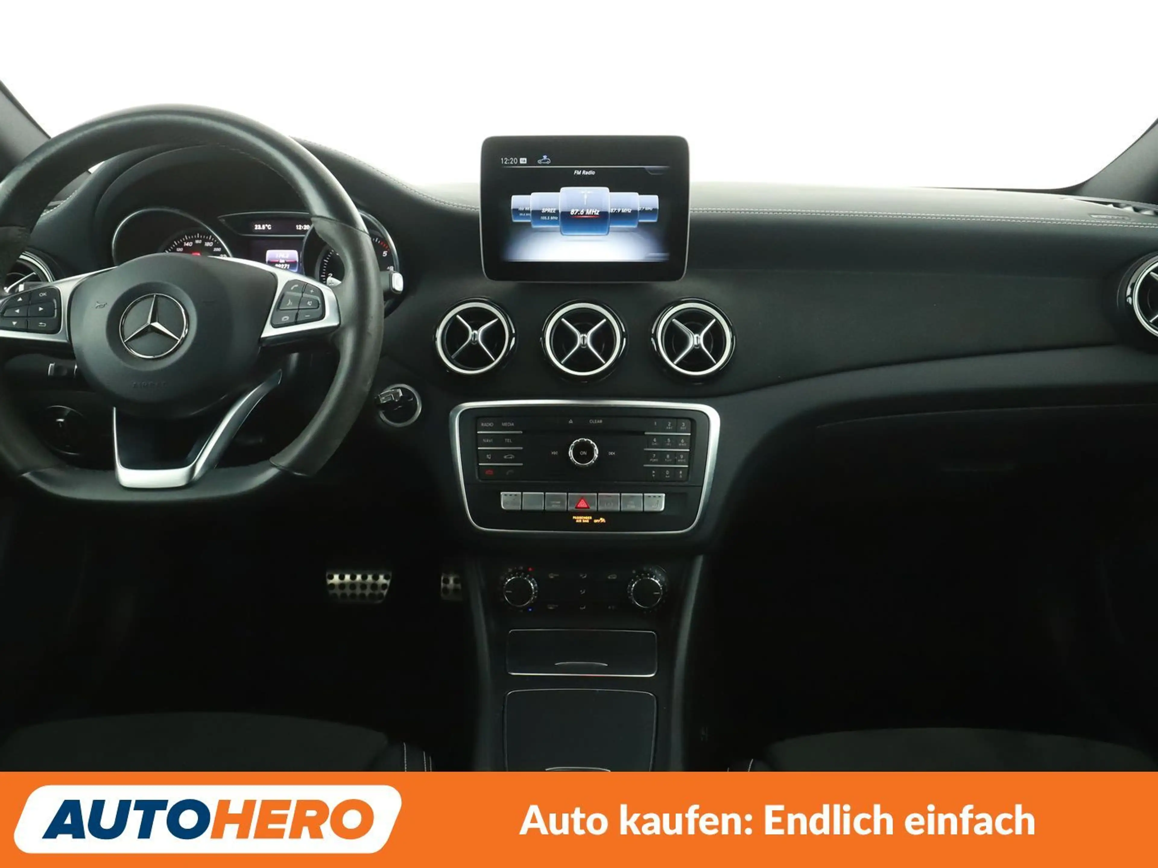 Mercedes-Benz GLA 180 GLA 180 d AMG Line Aut.*NAVI*LED*PDC* — photo 12