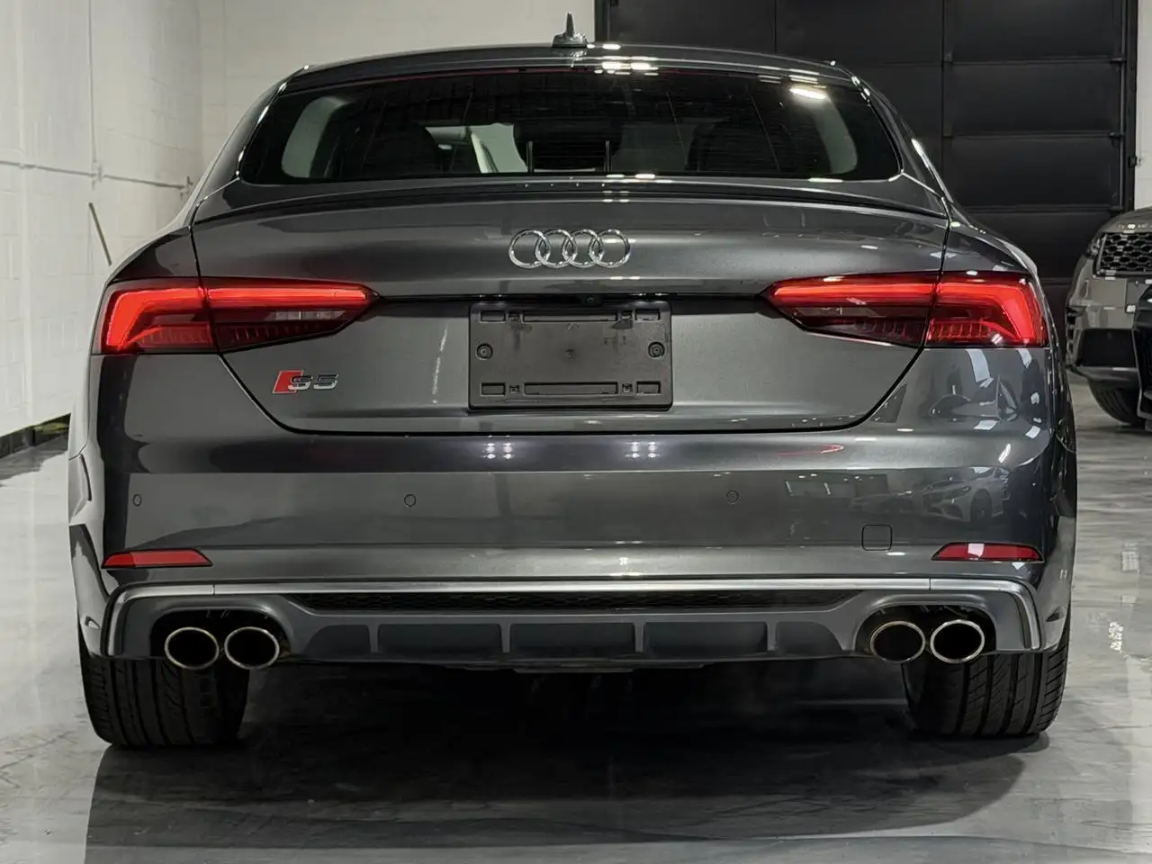 Audi S5 снимка Audi S5