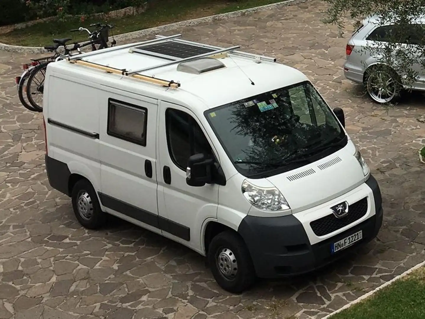 Peugeot Boxer Boxer HDi 328 L1H1 Kastenwagen/Wohnmobil Weiß - 2