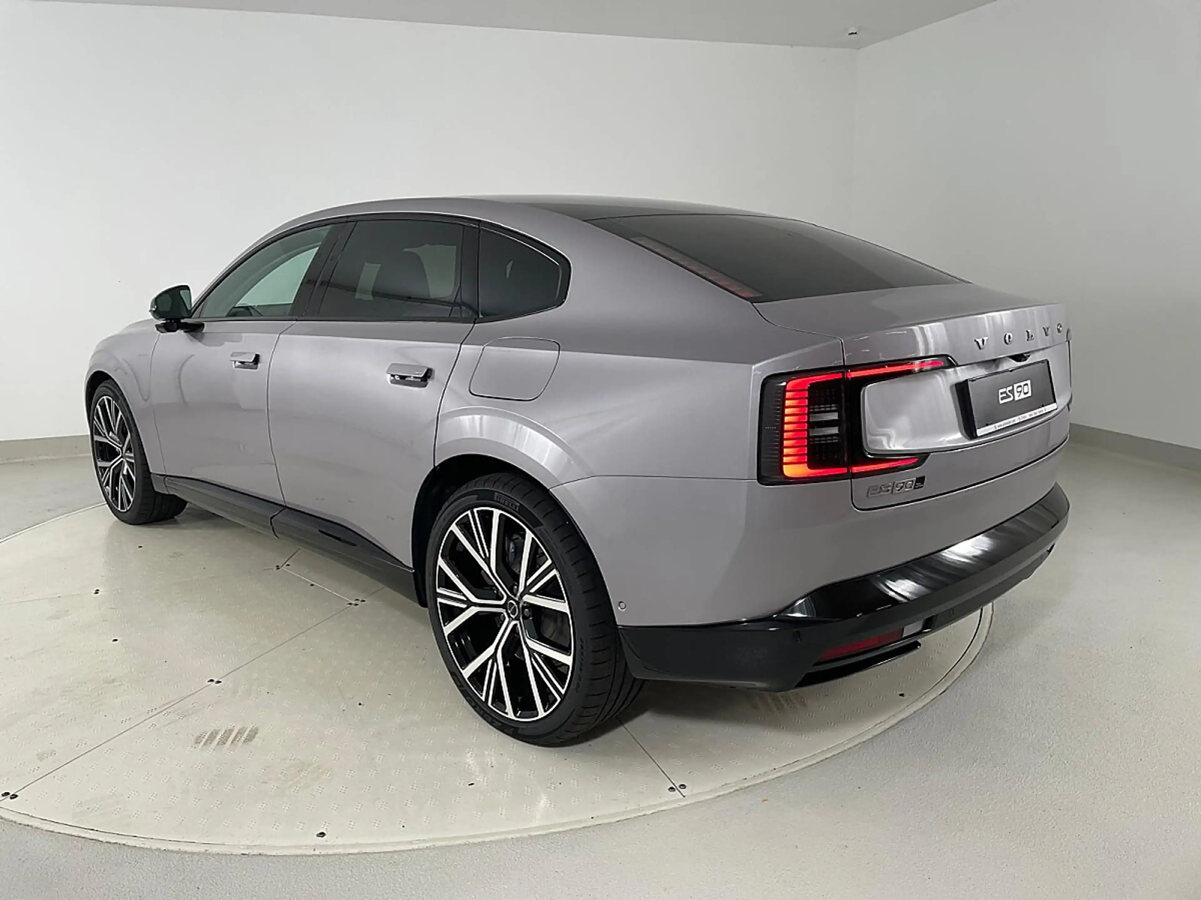 Volvo ES90 Twin Motor AWD 106kWh Ultra | Stahl Wien 22 — photo 4