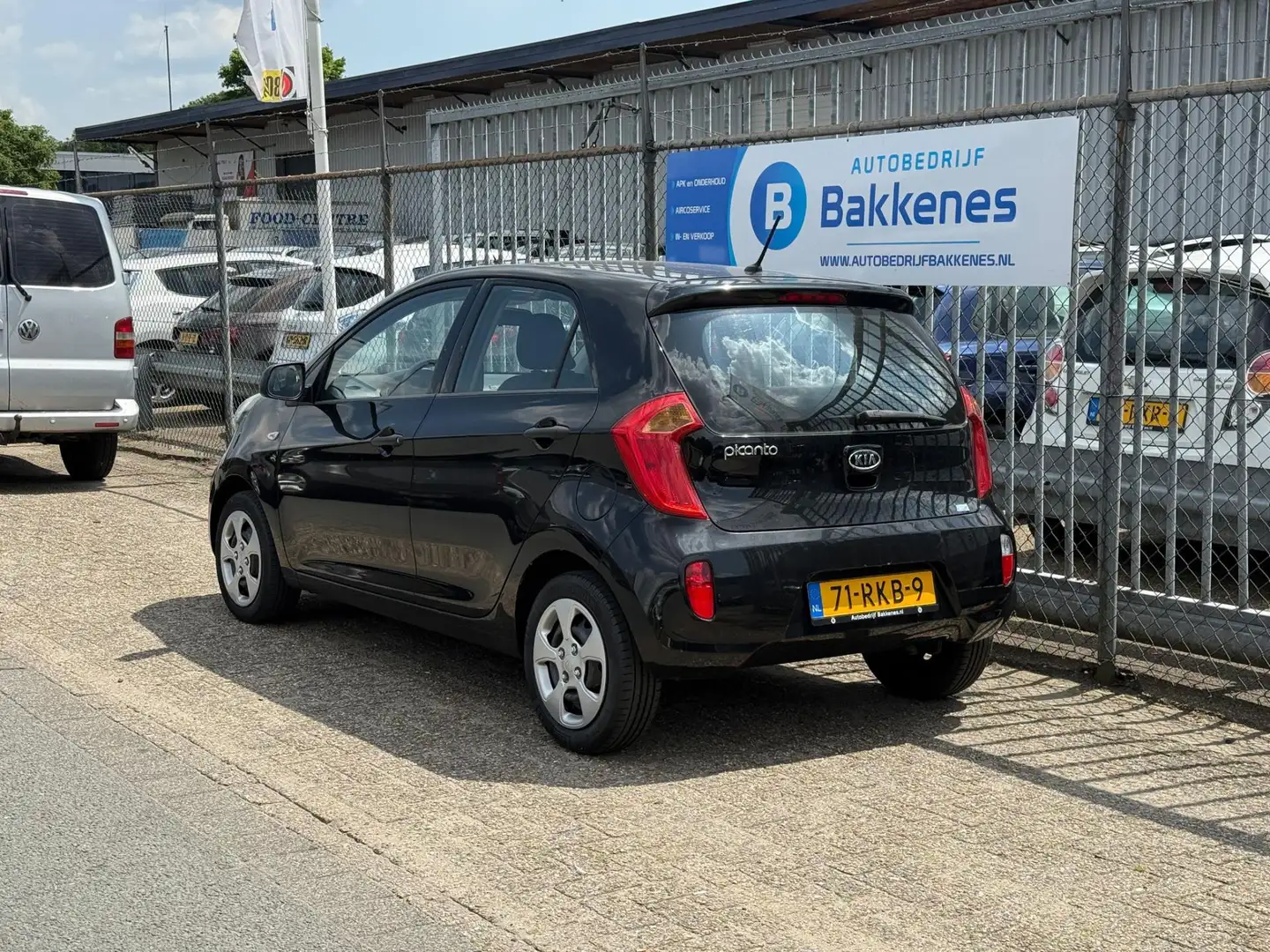 Kia Picanto 1.0 CVVT Zwart - 2