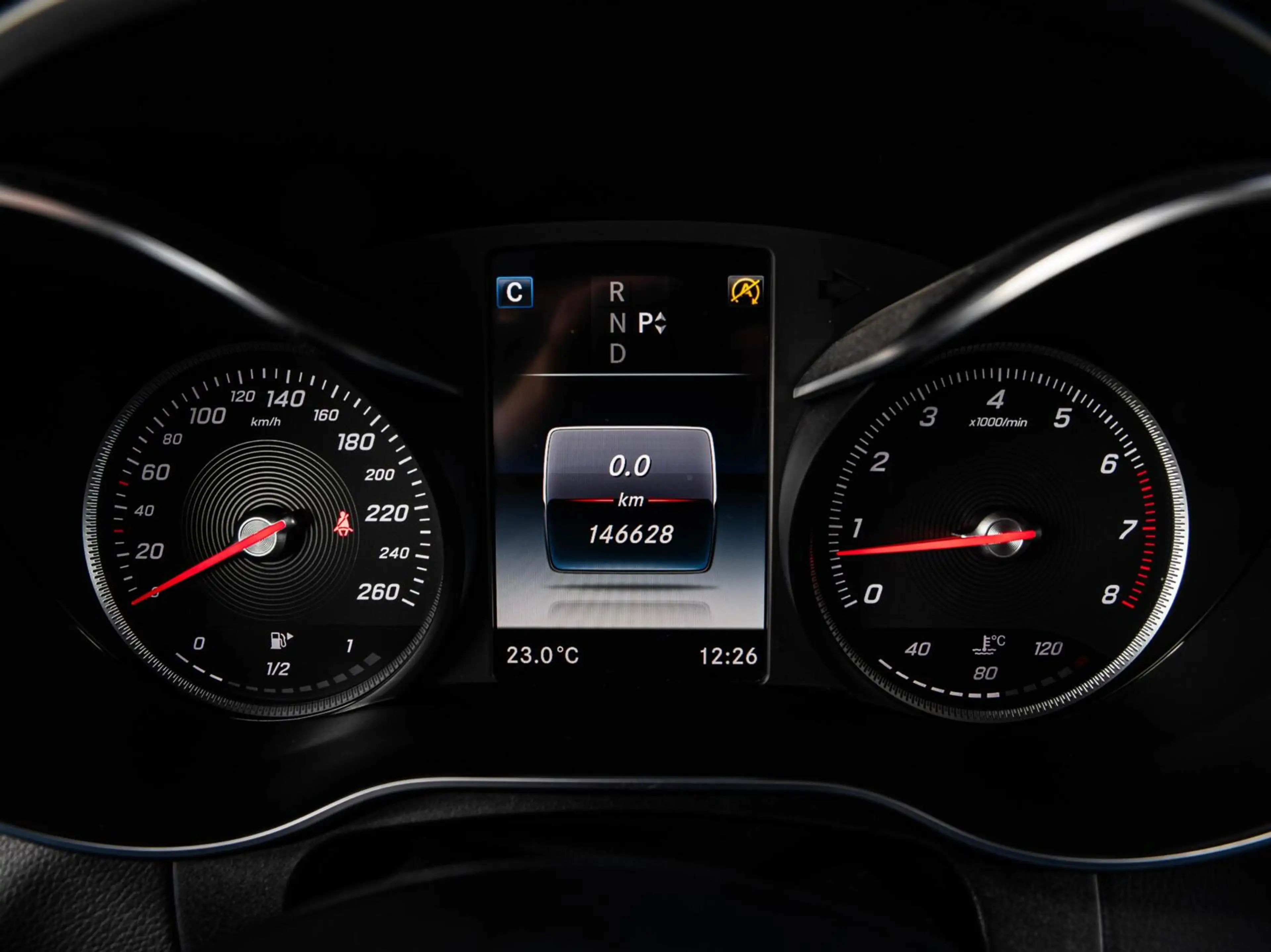 Mercedes-Benz GLC 250 4MATIC Premium Plus AMG | Panoramadak | Trekhaak | — photo 15