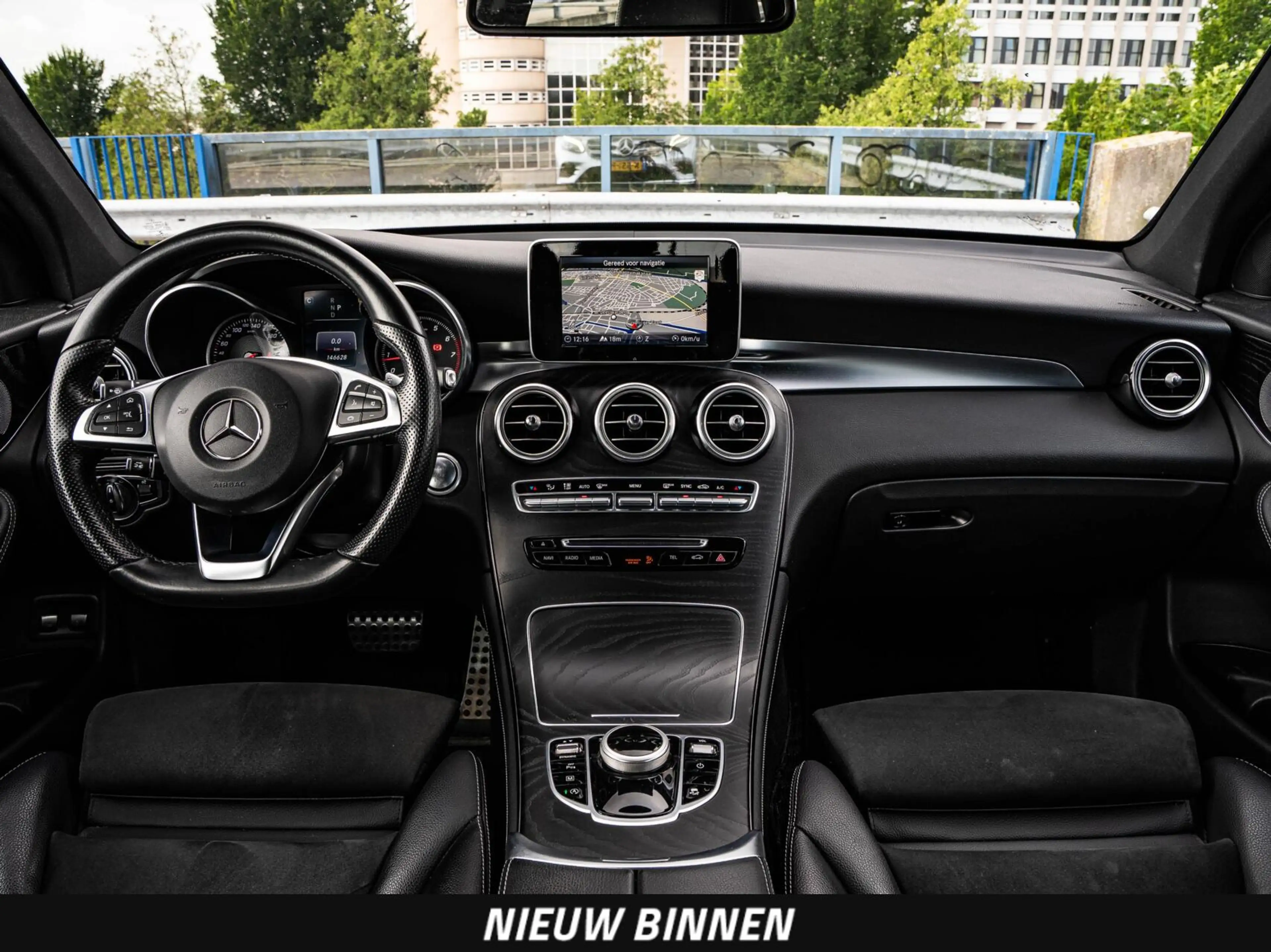 Mercedes-Benz GLC 250 4MATIC Premium Plus AMG | Panoramadak | Trekhaak | — photo 2