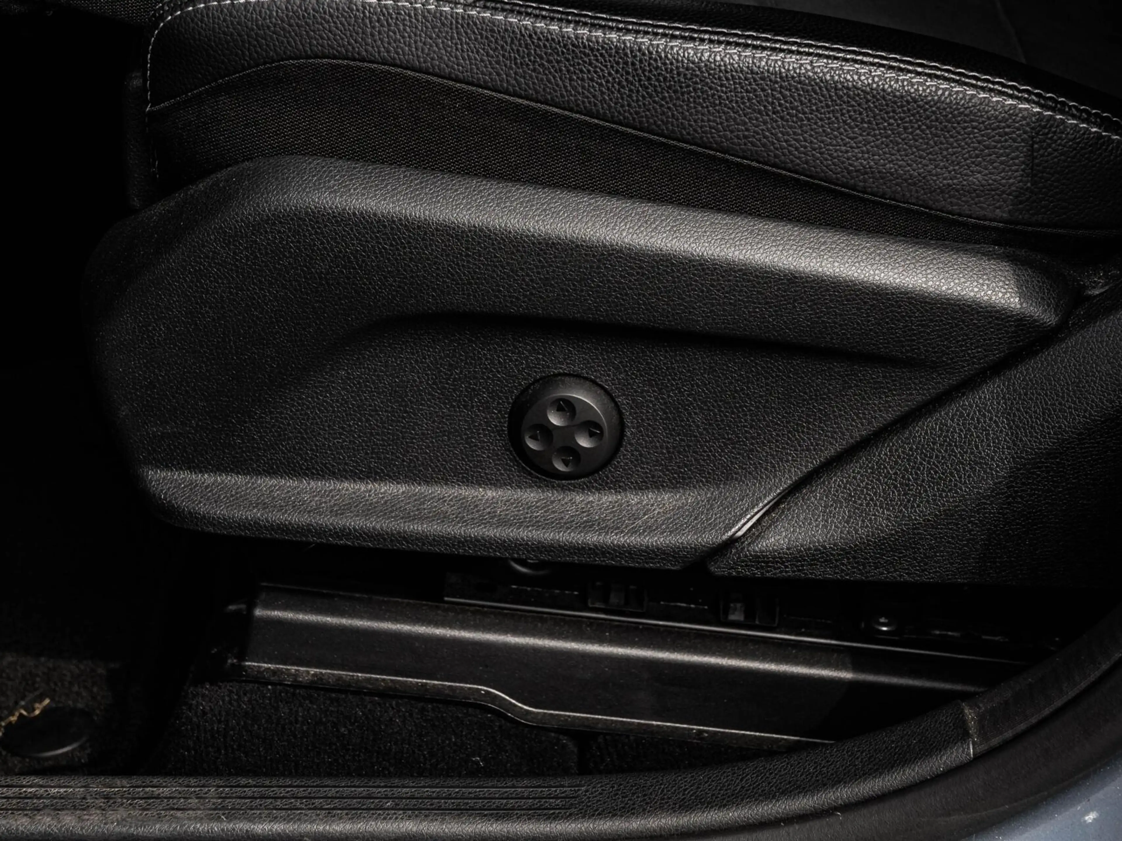 Mercedes-Benz GLC 250 4MATIC Premium Plus AMG | Panoramadak | Trekhaak | — photo 35