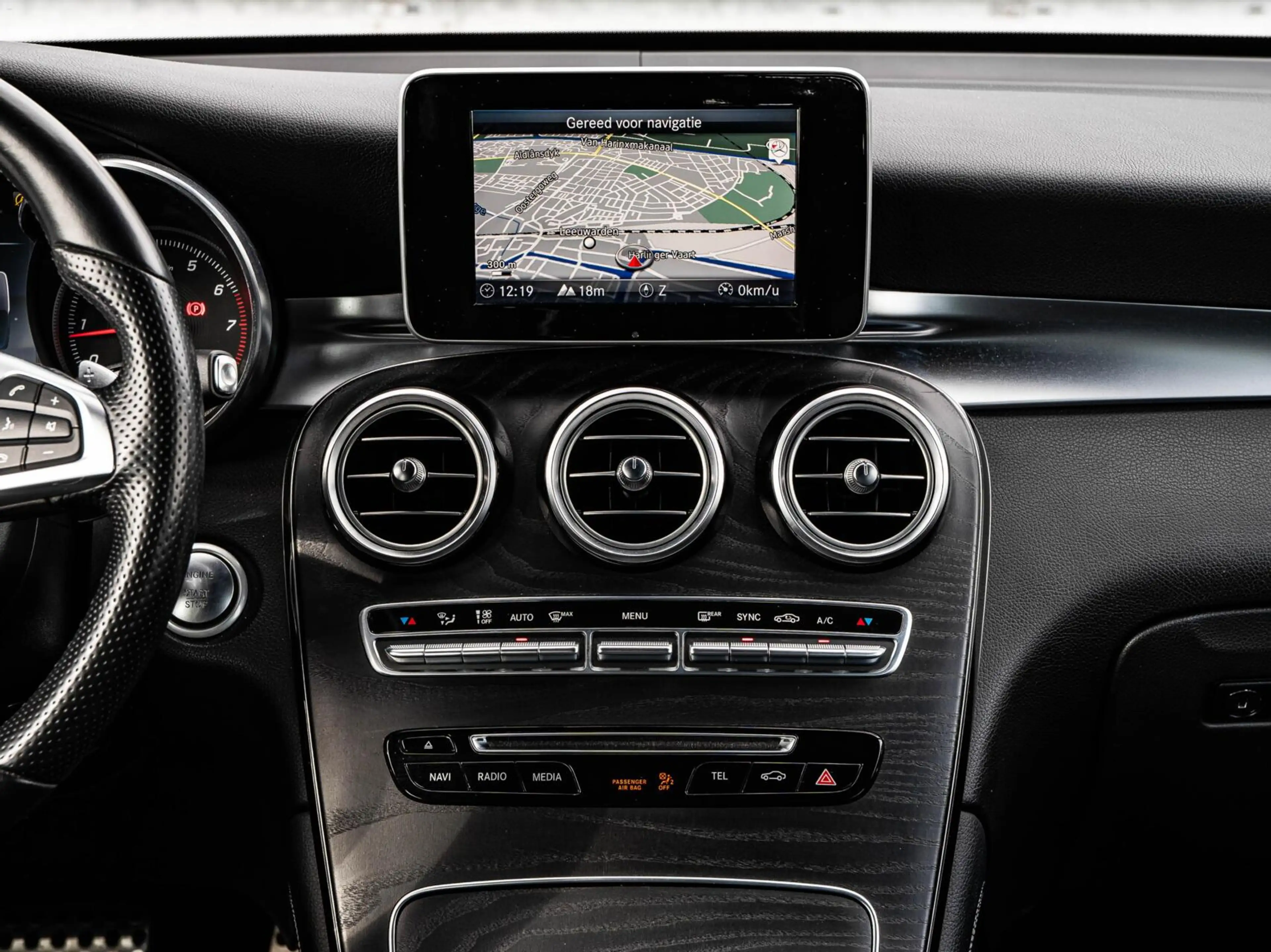 Mercedes-Benz GLC 250 4MATIC Premium Plus AMG | Panoramadak | Trekhaak | — photo 24
