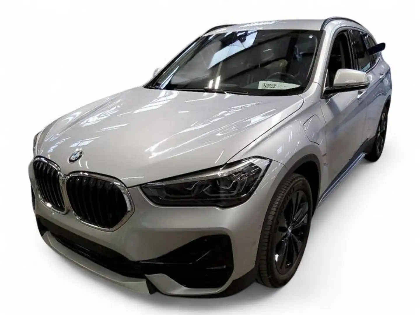 BMW X1 xDrive 25e Sport Line AUT/LED/Navi/RFK/SHZ/Hifi/PD Silber - 1