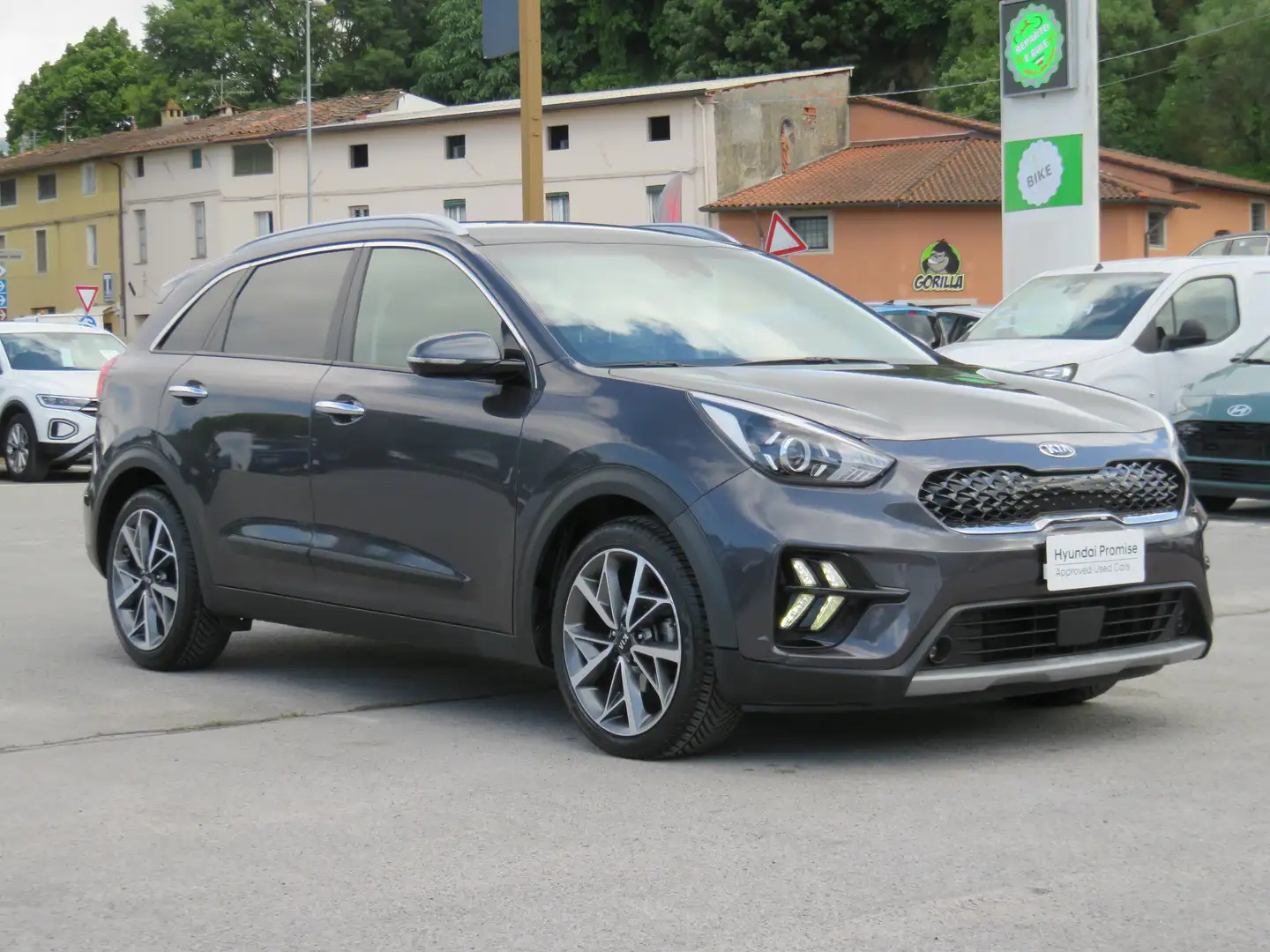 Kia Niro Hev 1.6 GDi DCT Style Grau - 2