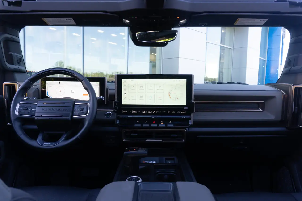 GMC HUMMER EV Pickup снимка GMC HUMMER EV Pickup