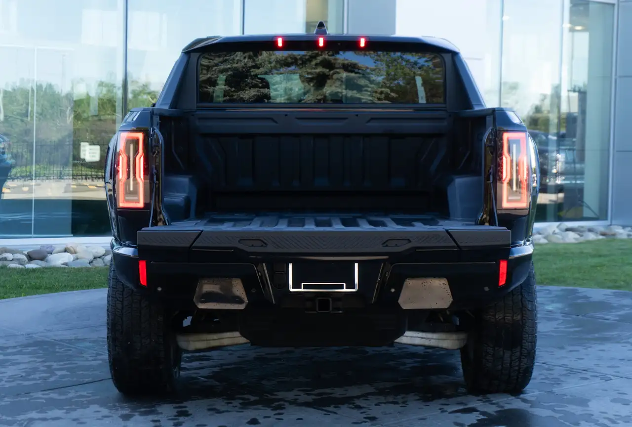 GMC HUMMER EV Pickup снимка GMC HUMMER EV Pickup