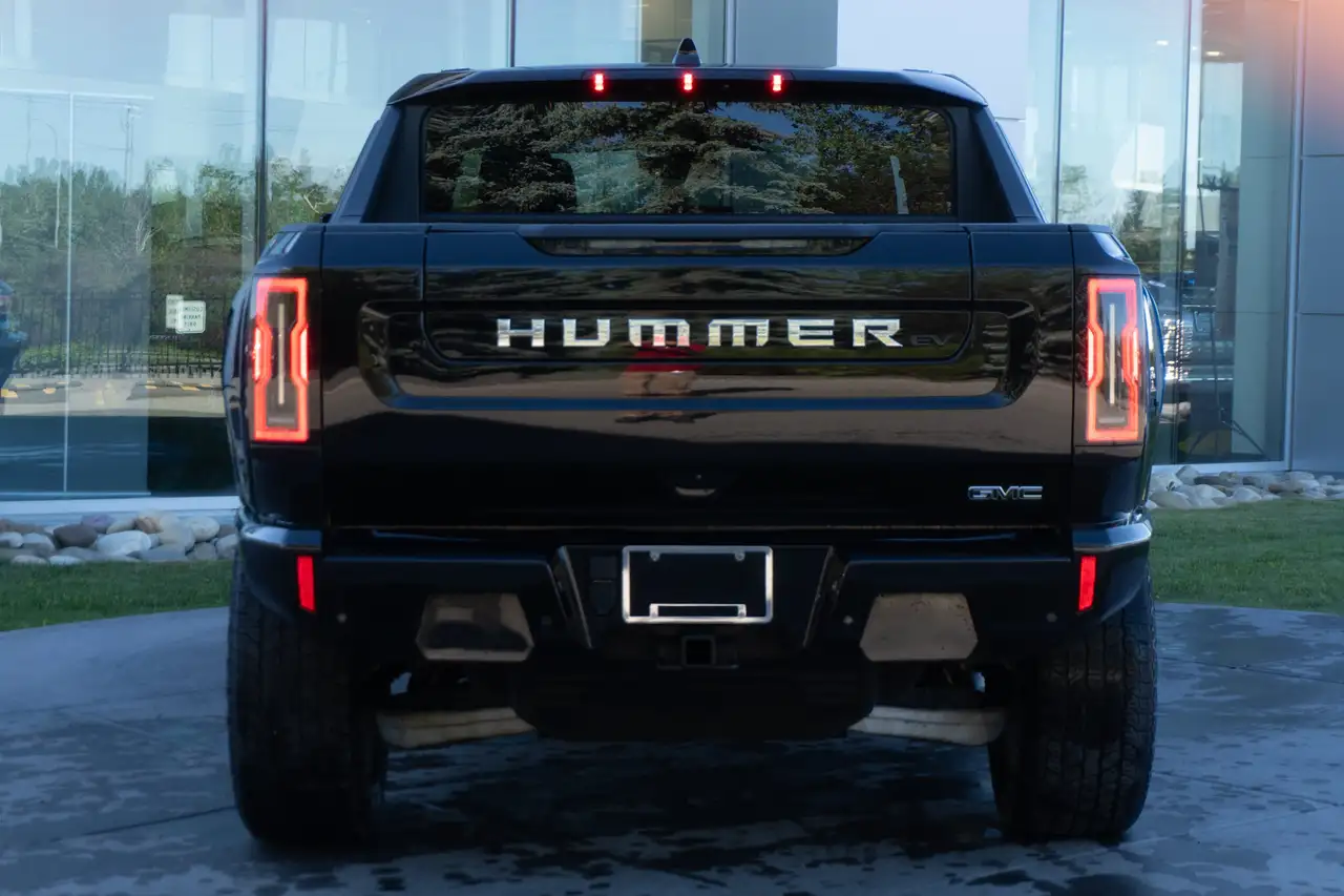 GMC HUMMER EV Pickup снимка GMC HUMMER EV Pickup