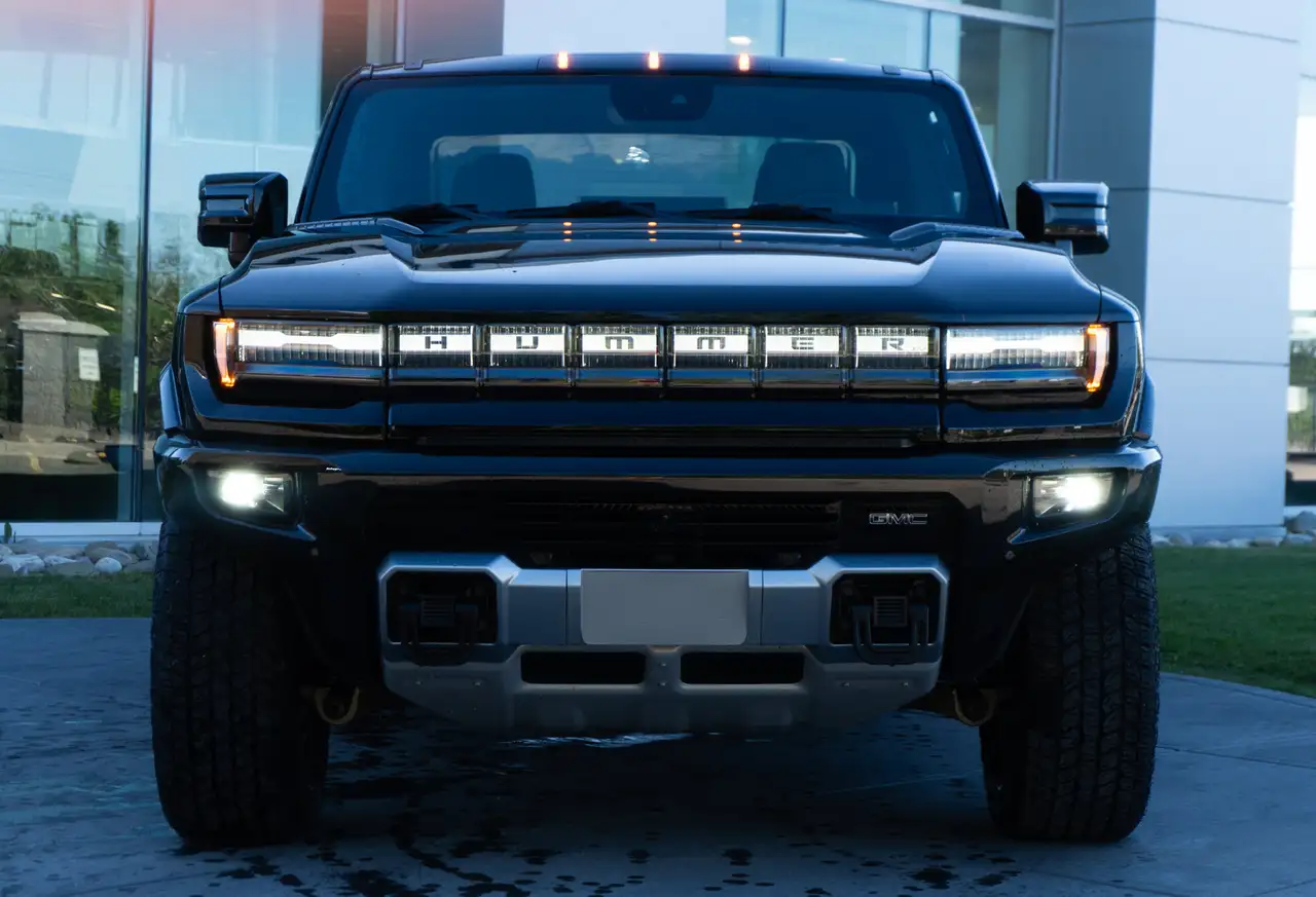GMC HUMMER EV Pickup снимка GMC HUMMER EV Pickup