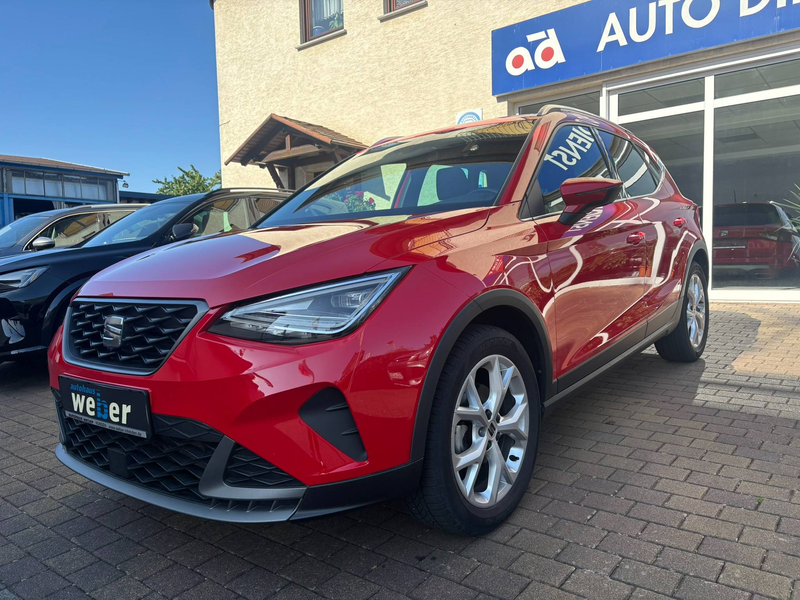 SEAT Arona FR*NAVIGATION*CARPLAY*LED*Si-Hz.*ALLWETTER*uvm — photo 4