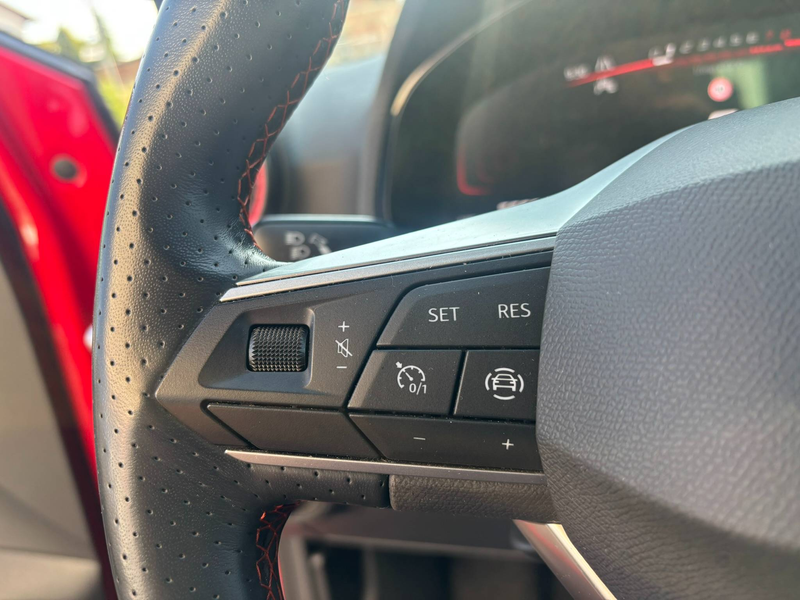 SEAT Arona FR*NAVIGATION*CARPLAY*LED*Si-Hz.*ALLWETTER*uvm — photo 15
