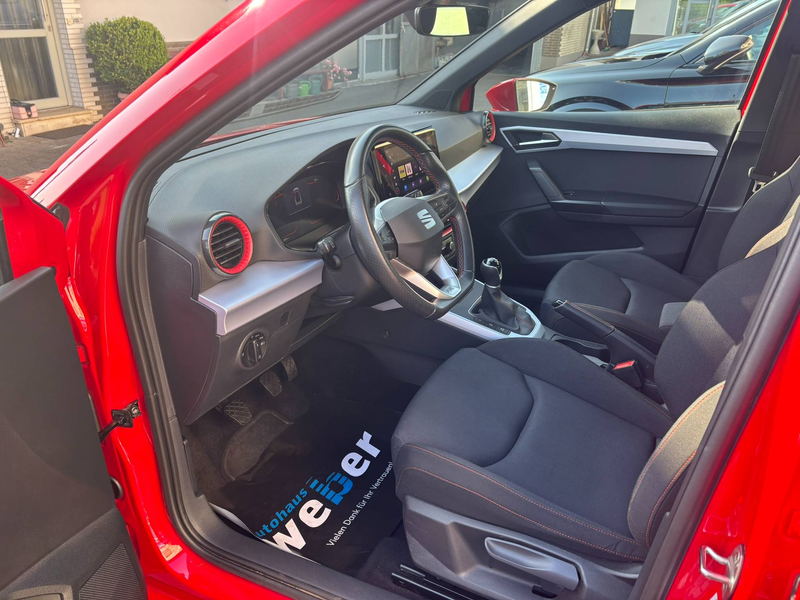 SEAT Arona FR*NAVIGATION*CARPLAY*LED*Si-Hz.*ALLWETTER*uvm — photo 8