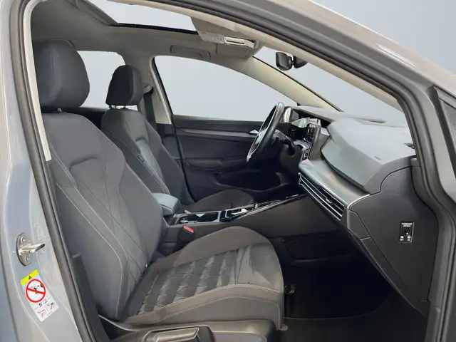 Volkswagen Golf view 10