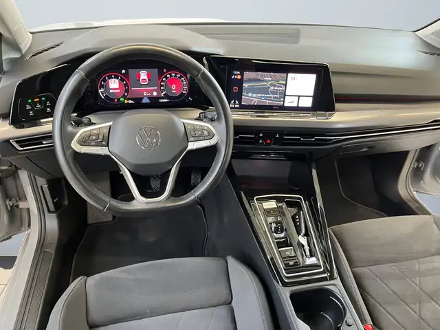 Volkswagen Golf view 8