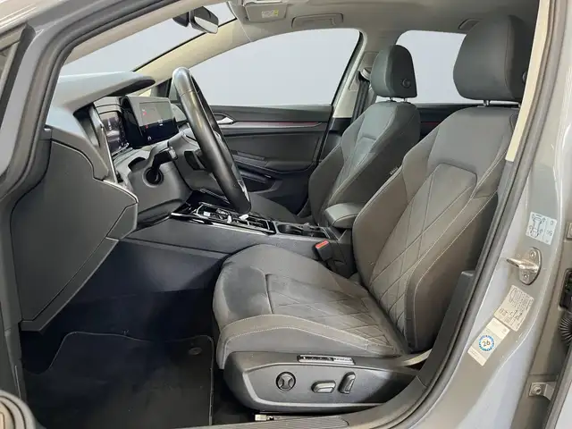 Volkswagen Golf view 7