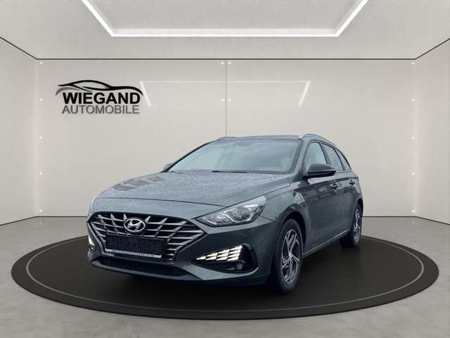 Imagine Hyundai i30 Kombi 1.0 T-GDI EDITION 30+NAVI+LED+