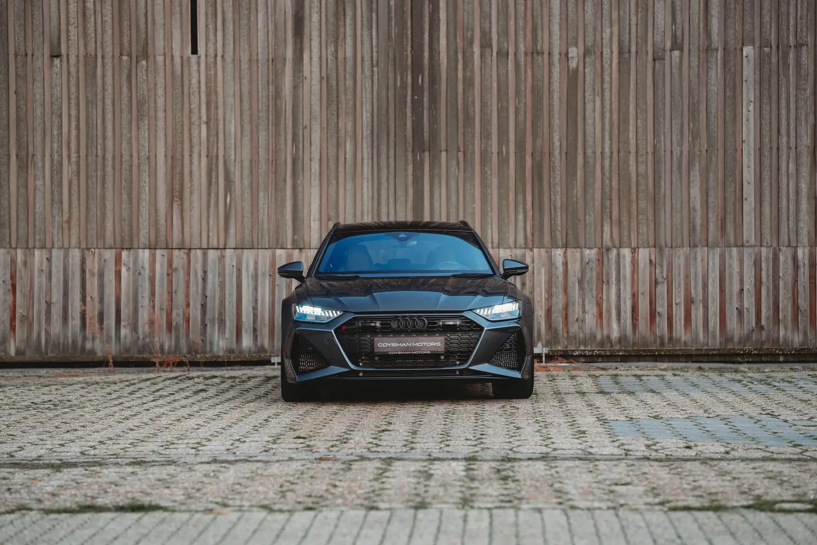 Audi RS6 Avant 4.0 TFSI/B&O/Ceramic/Pano/ACC/HUD/Dynamic+ Gris - 2