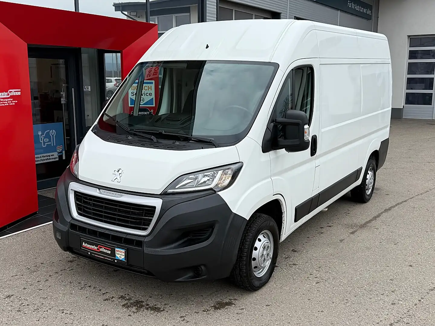 Peugeot Boxer 33 L2H2 BlueHDi 140 S&S Weiß - 2