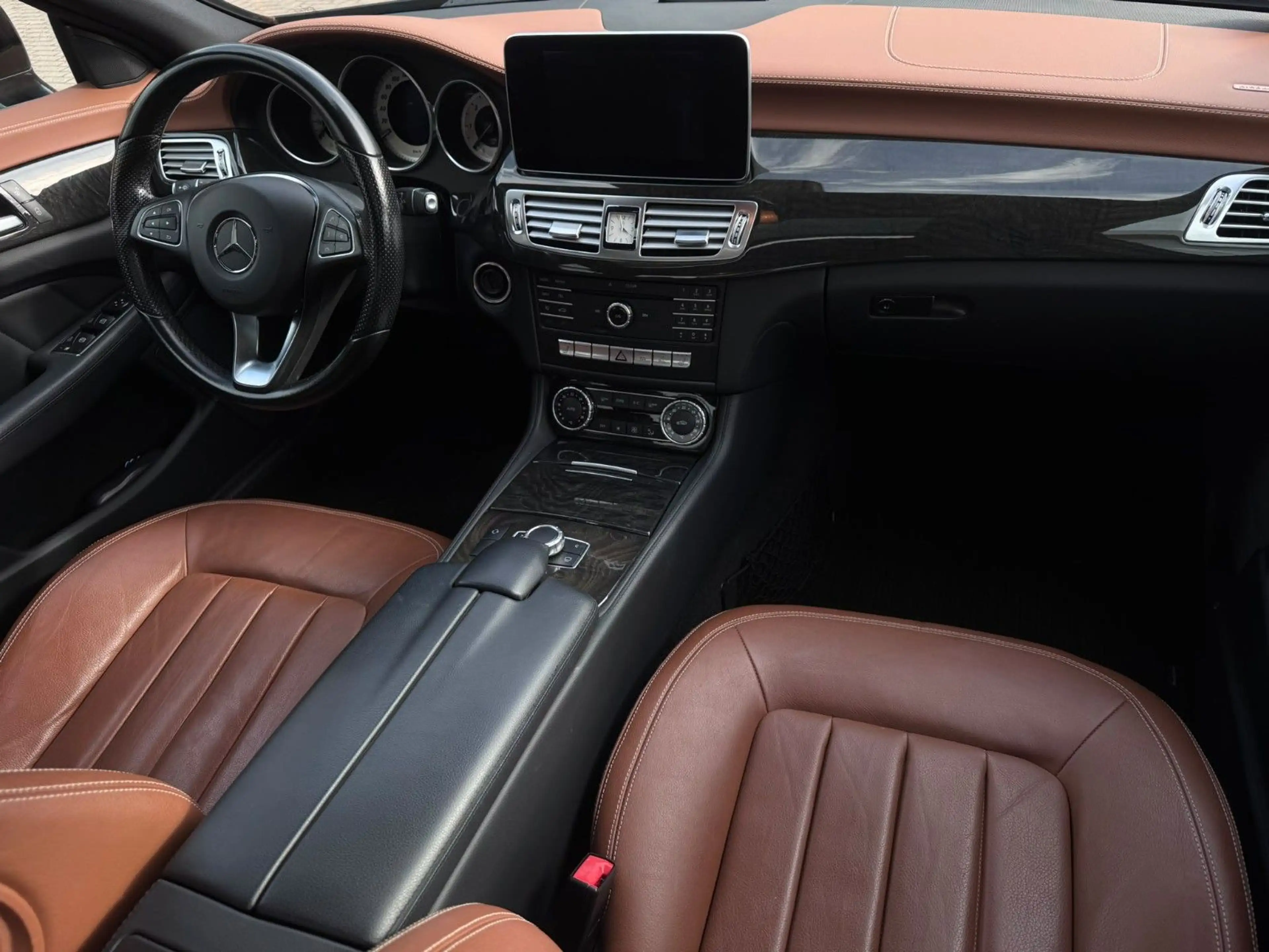 Mercedes-Benz CLS 350 d*Unfallfrei*Facelift*Schiebedach*ambient — photo 10