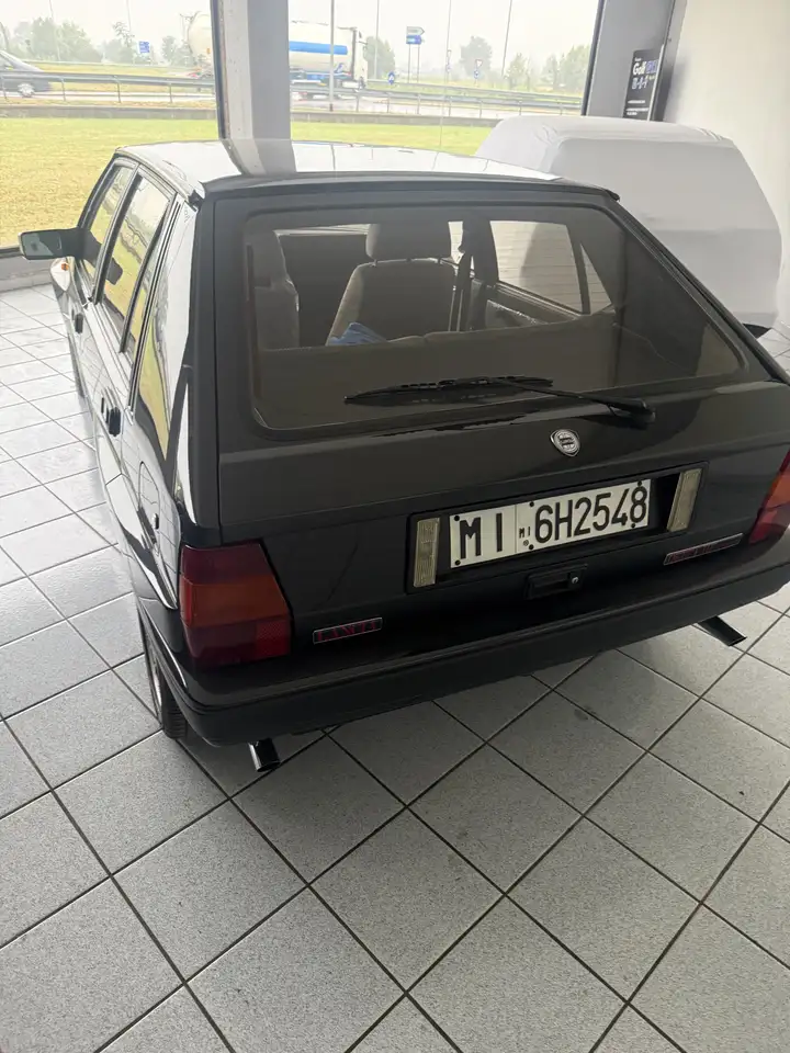 Lancia Delta 2.0 integrale, foto 2