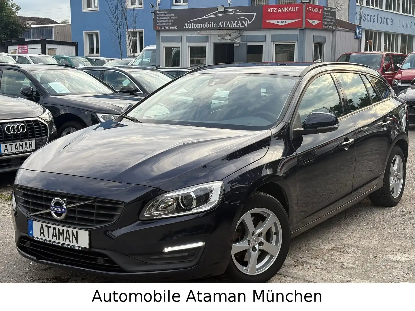Volvo V60 Kombi D3 2.0 Automatik Linje Business / Navi Bleu - 1