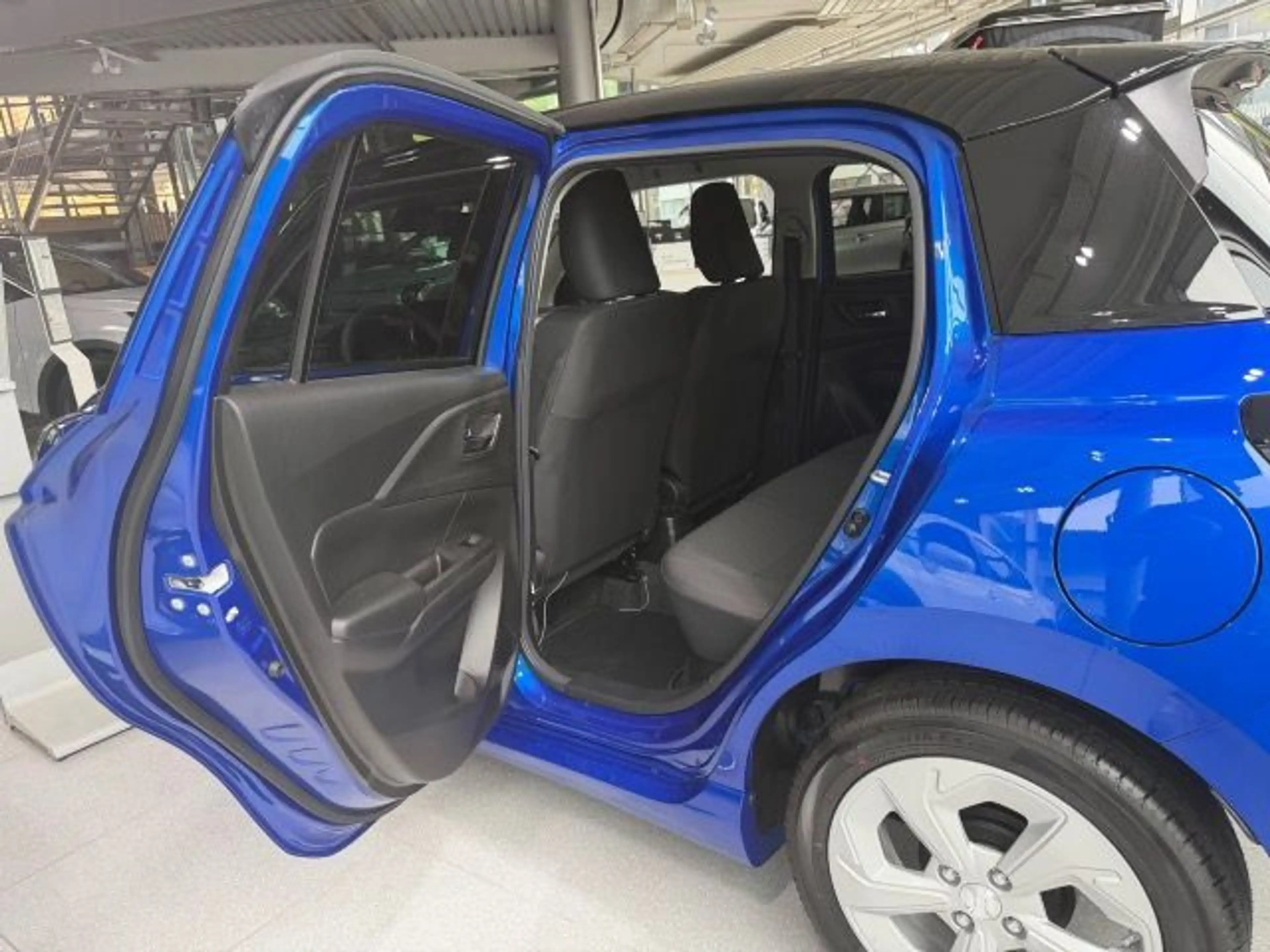 Suzuki Swift SWIFT 1.2 DUALJET HYBRID COMFORT 5-GANG — photo 15