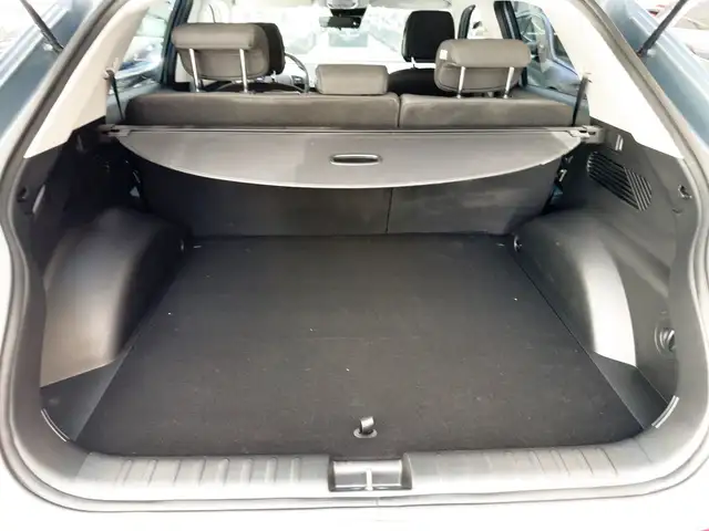Hyundai Ioniq 5 view 6