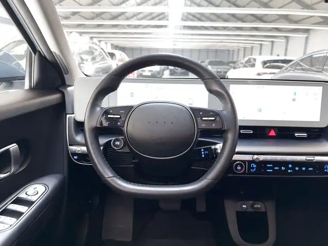 Hyundai Ioniq 5 view 10
