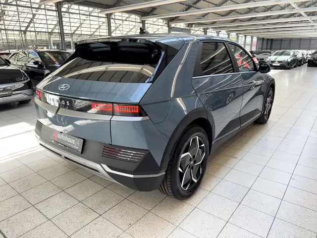 Hyundai Ioniq 5 view 5