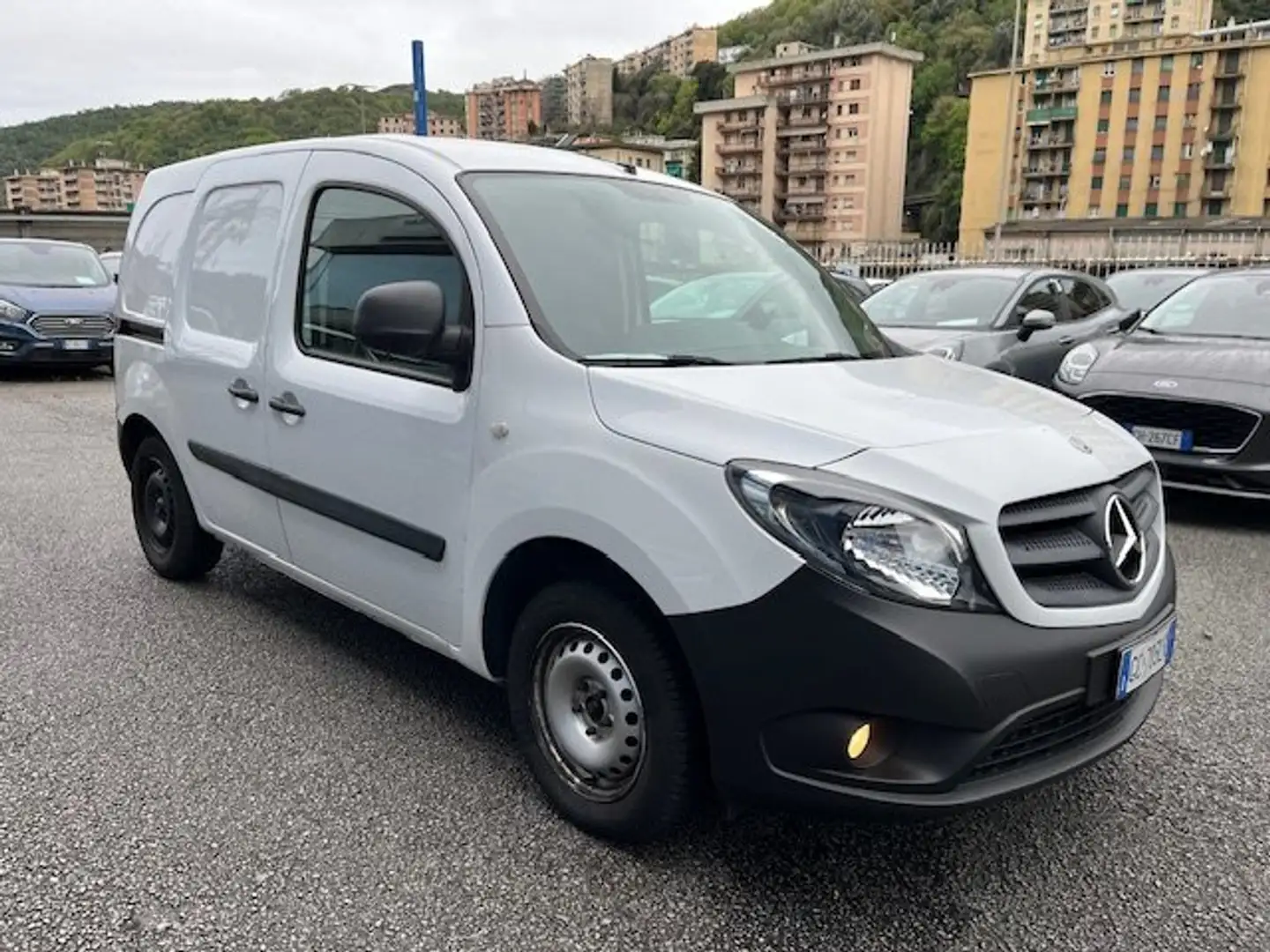Mercedes-Benz Citan Van 115cv  1.5 Td EV6 d-temp Bianco - 2