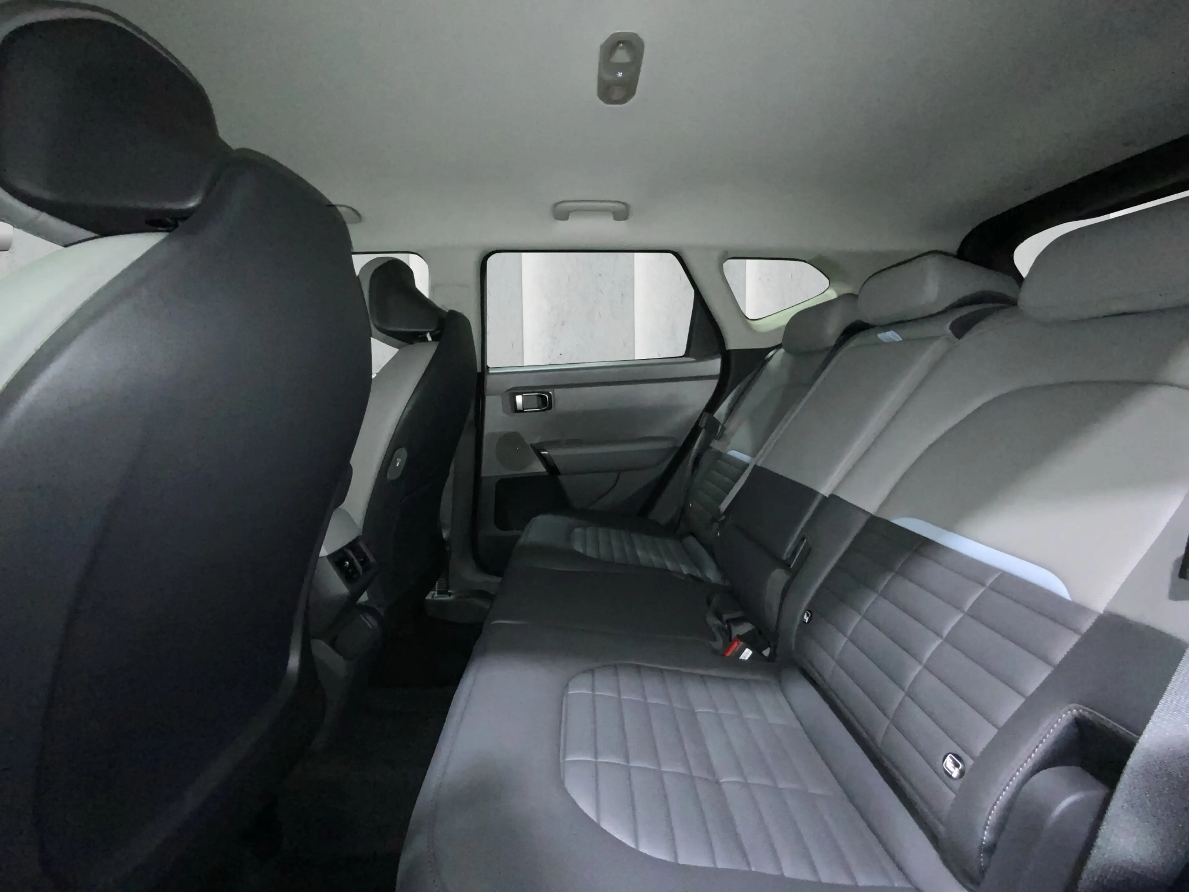 Kia Seltos Spirit 1.6 T-GDI DCT Sports Utility Vehicle. 132 k — photo 10
