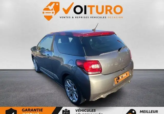 Citroen DS3 view 3