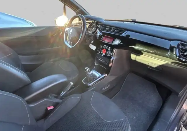 Citroen DS3 view 9