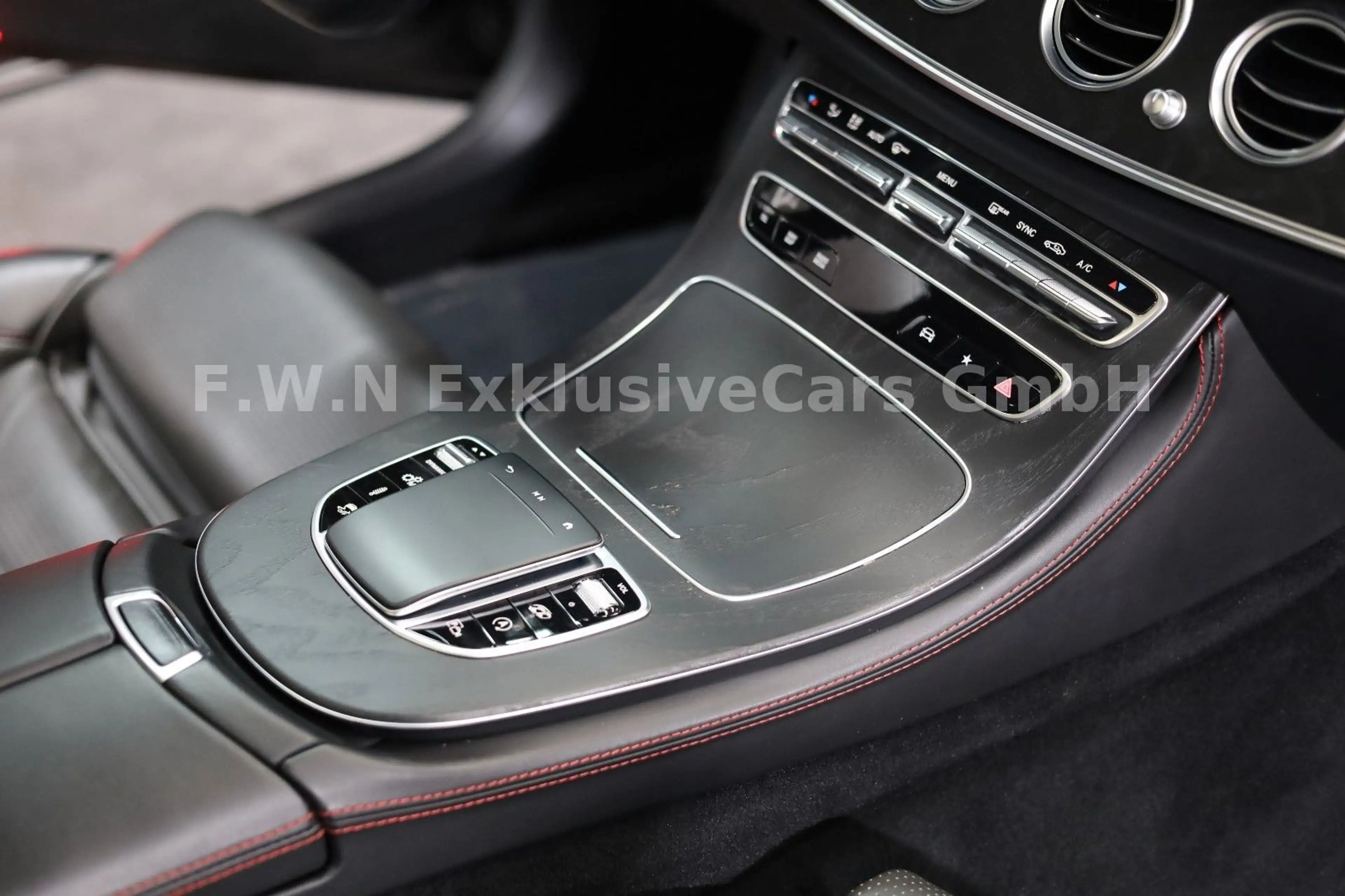 Mercedes-Benz E 53 AMG T-Mod.4Matic+Burmester*Pano*ACC — photo 12