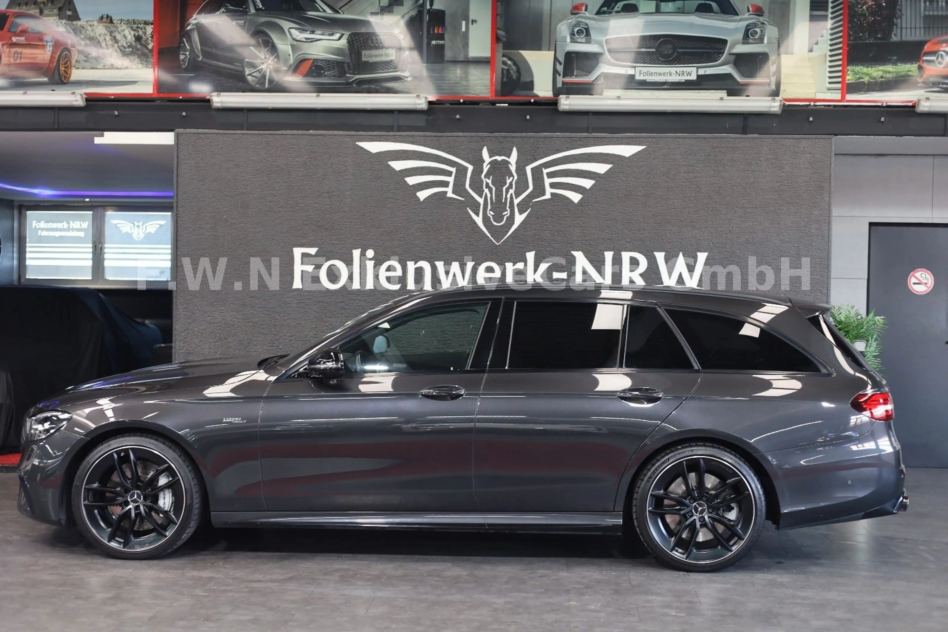 Mercedes-Benz E 53 AMG T-Mod.4Matic+Burmester*Pano*ACC — photo 9