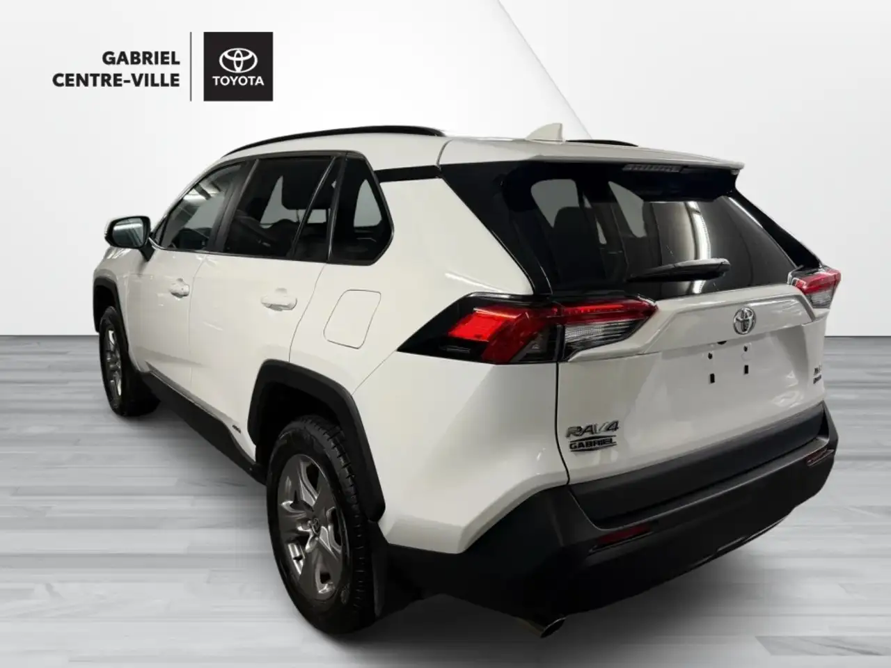 Toyota RAV 4 снимка Toyota RAV 4