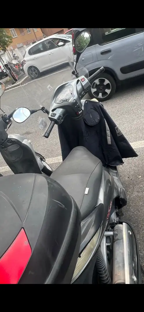 Honda SH 300 Sport - 2