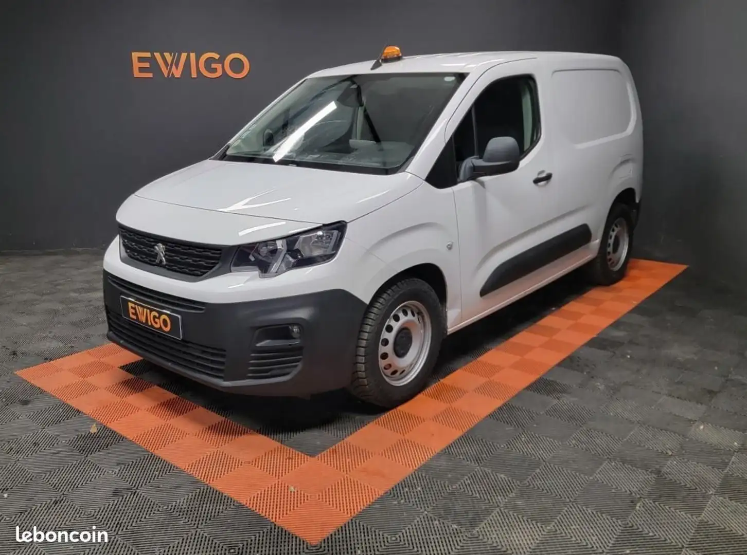 Peugeot Partner 1.6 blueHdi 100ch L1 M PREMIUM Blanco - 1