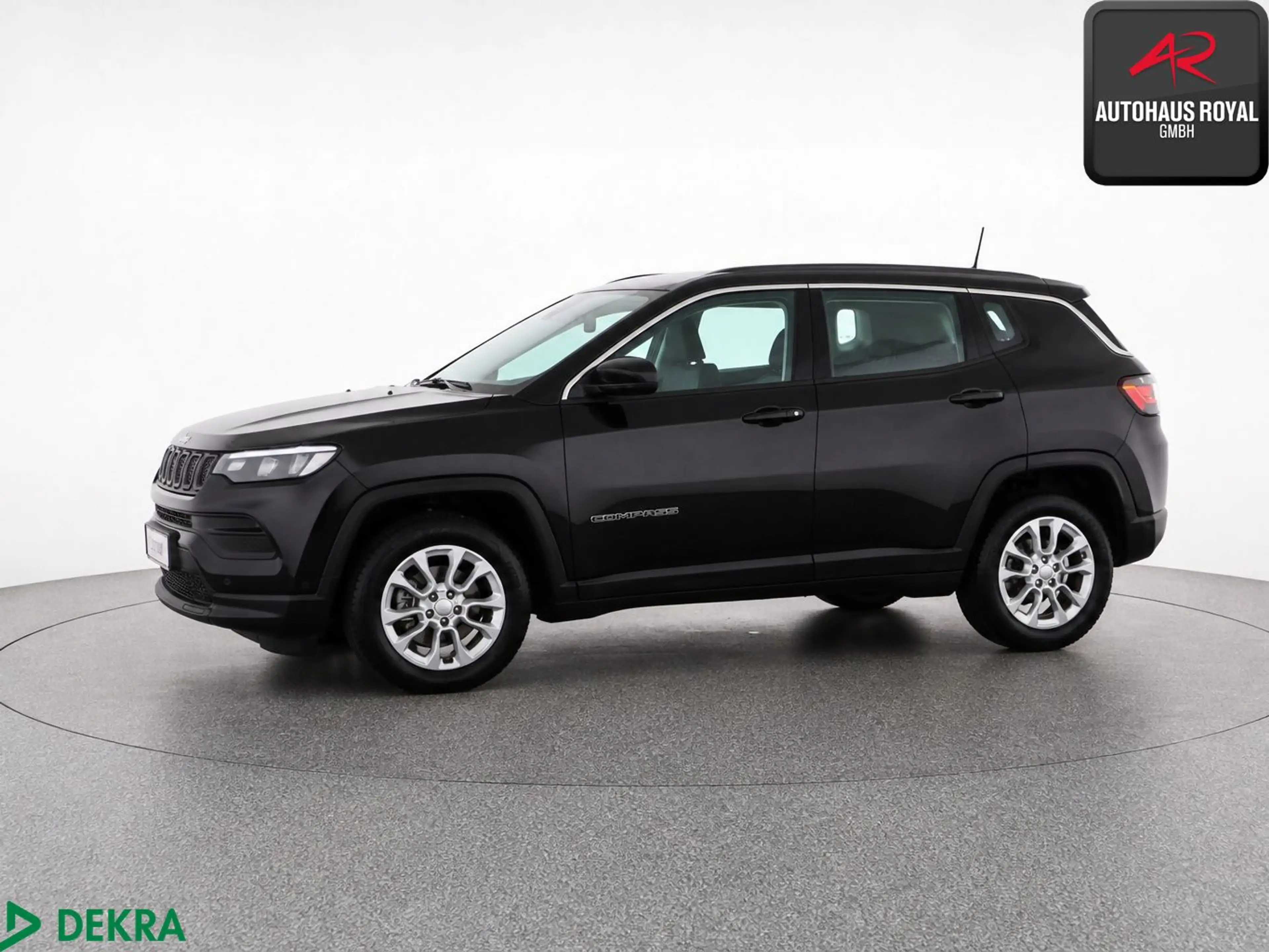 Jeep Compass 1.5 GSE e-Hybrid ALTITUDE 360°,ACC,1.HD — photo 2