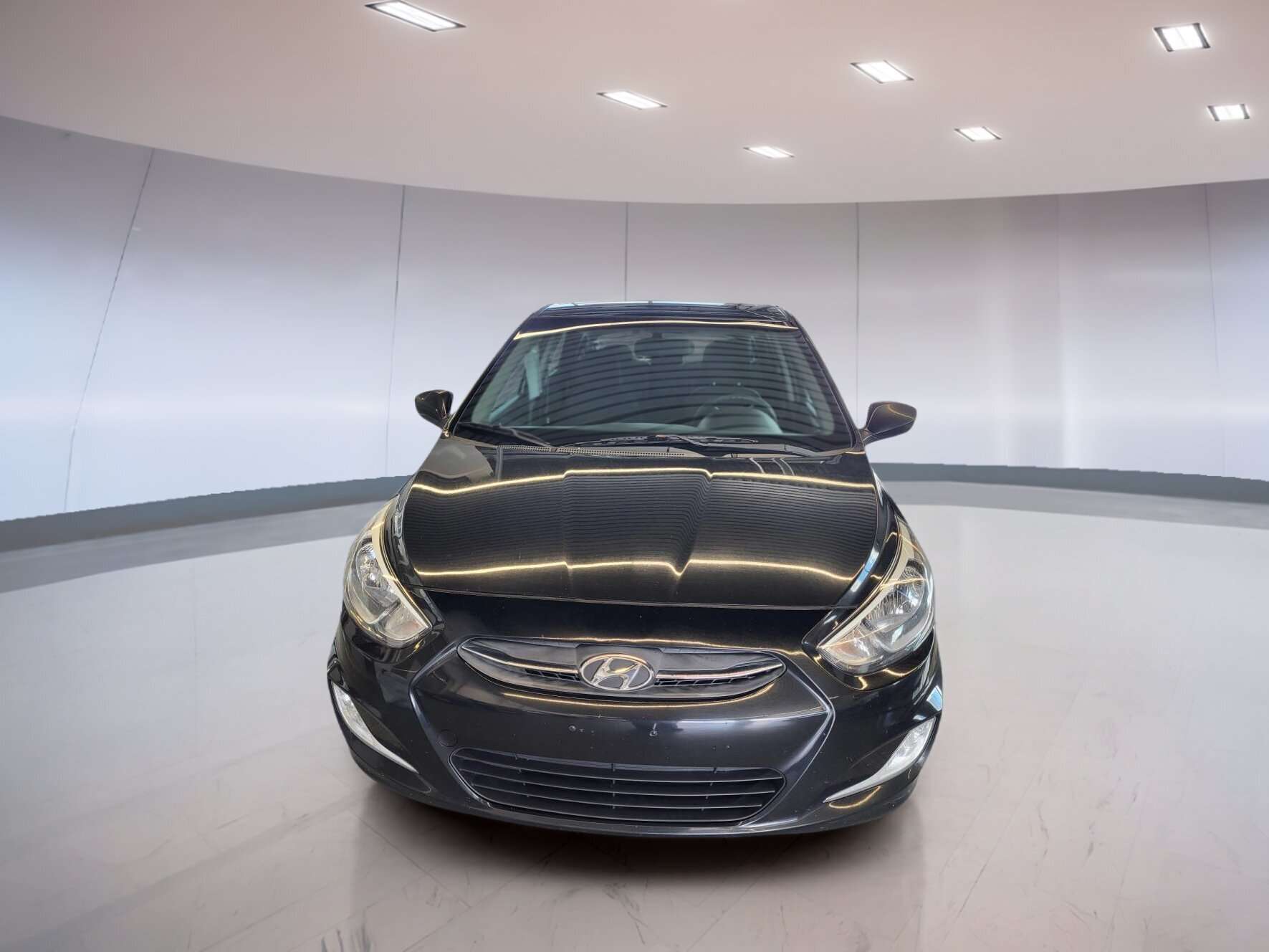 2017 Hyundai ACCENT SE 5 portes à hayon à transmission automatique — снимка 1